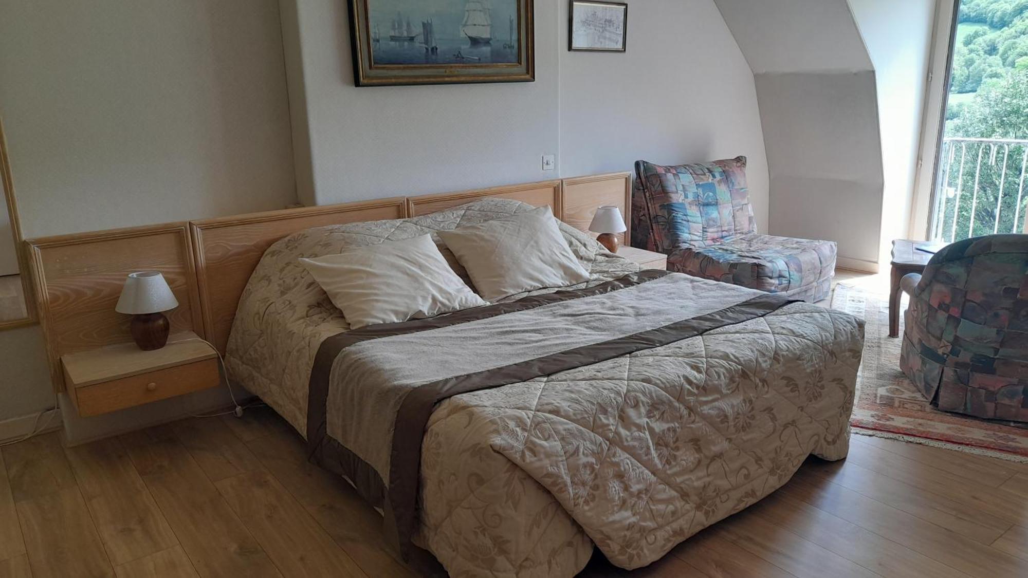 Saint-Martin-Valmeroux Chambre D'Hote Dans Le Cantal Vallee De La Maronne المظهر الخارجي الصورة